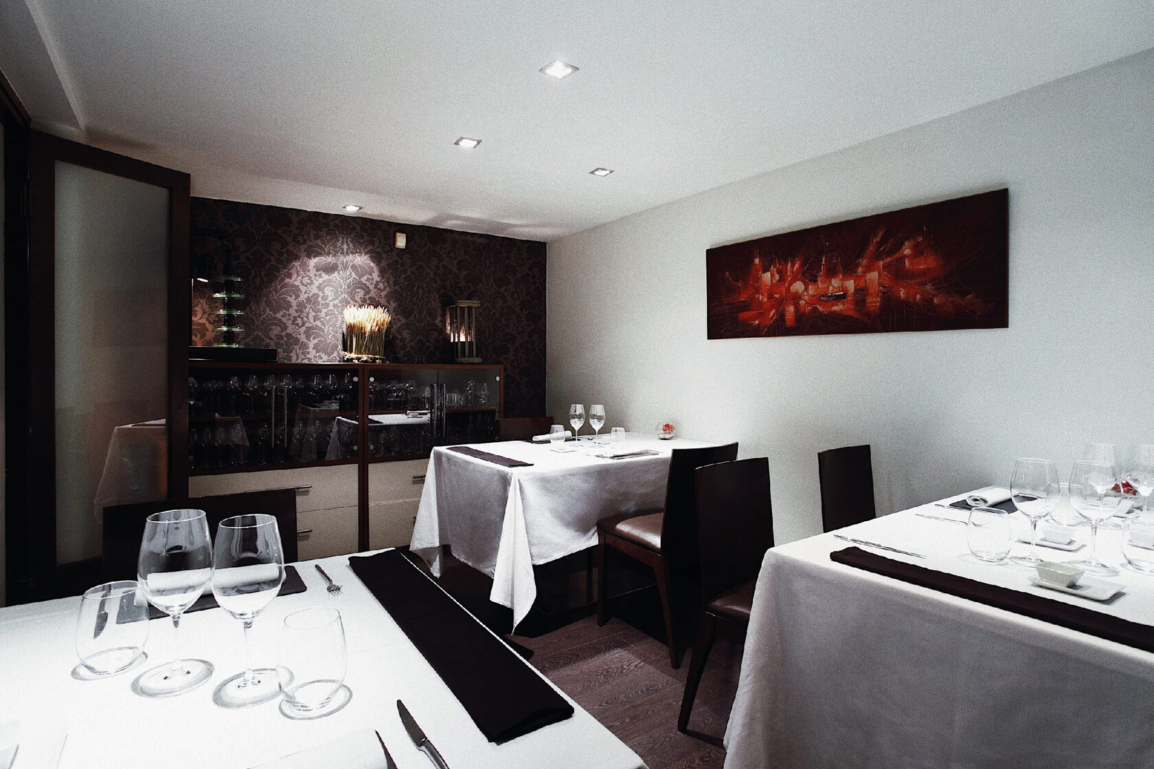 Wine bar and catalan restaurant image 3